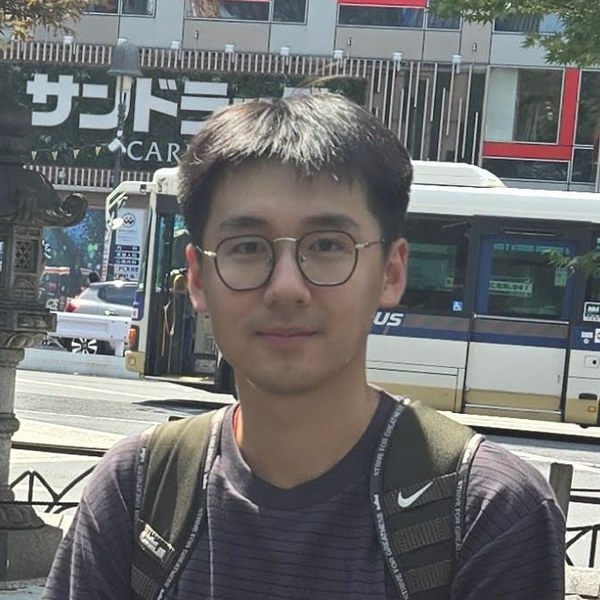 Chengyi Dong